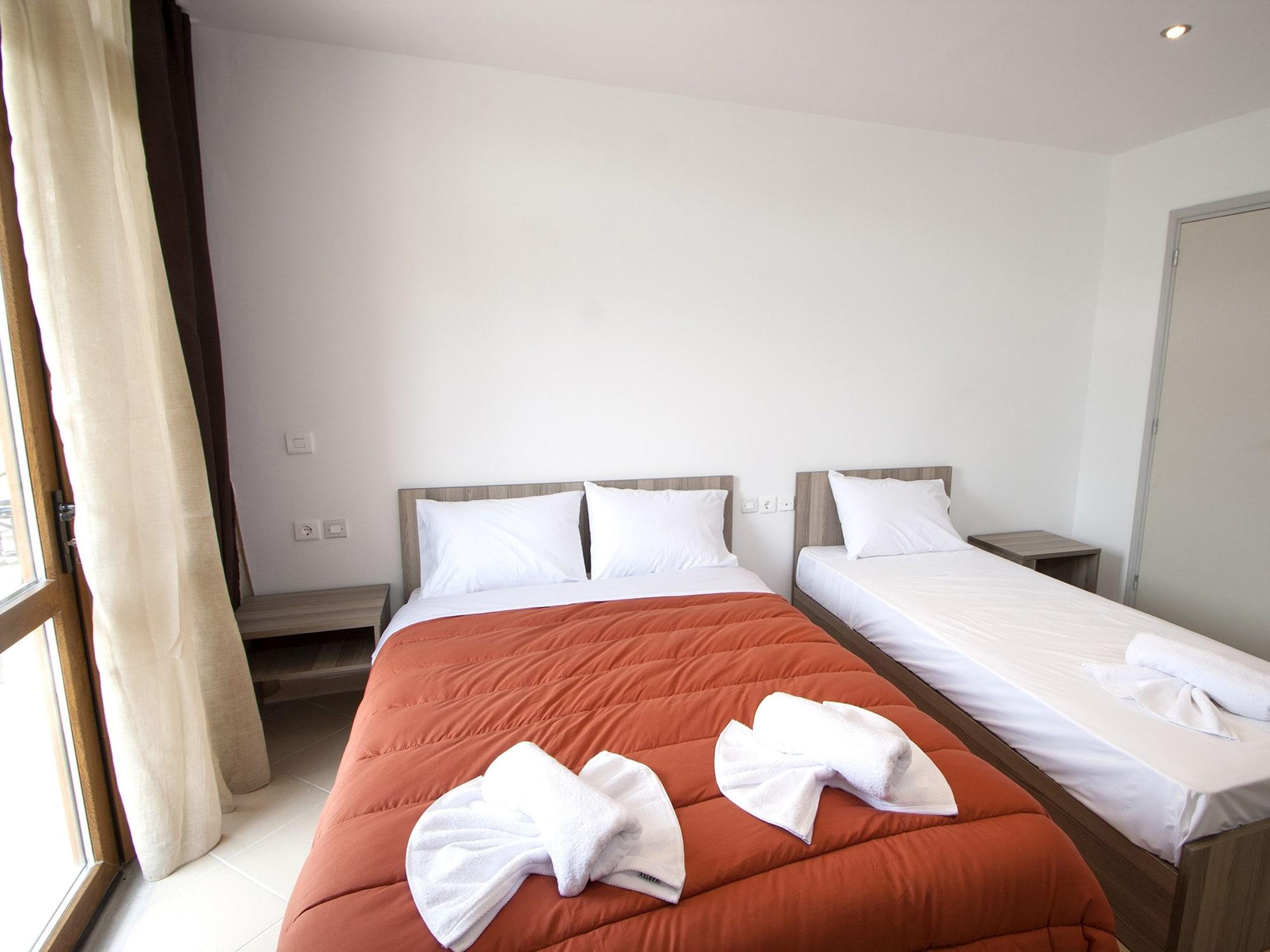 Pineapple Skiathos Ngoại thất bức ảnh